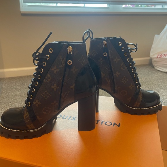 Louis Vuitton Star Trail Ankle Boots - Picture 1 of 9